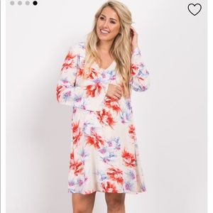 Cream flair v-neck chiffon maternity dress